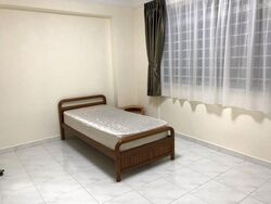 Blk 315 Tampines Street 33 (Tampines), HDB Executive #398853641